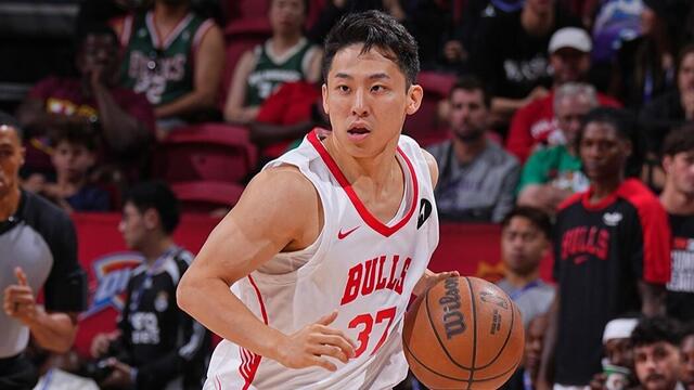 河村勇輝が第4Qで鮮やかなプレーを披露！NBAサマーリーグ2025でのブルズ連勝に貢献