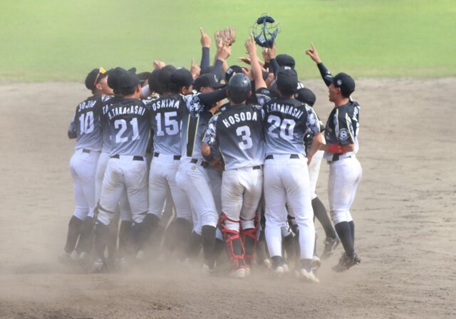 東都大学野球1部が初優勝！熱戦を制し“東都決戦”を制覇