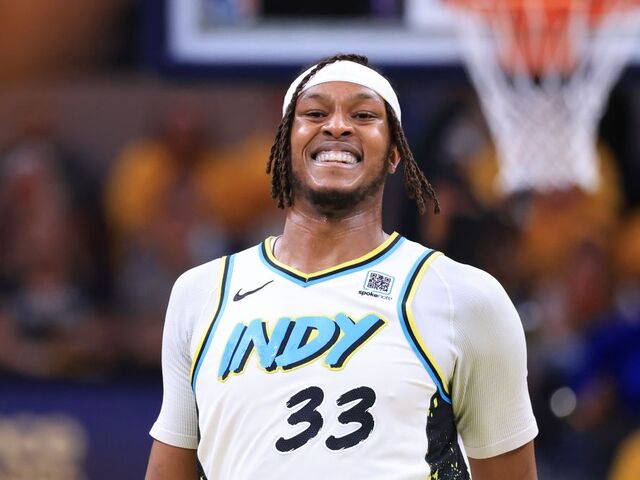 【NBA】バックスの大胆な再構築：マイルズ・ターナー獲得とデイミアン・リラード解雇の戦略的意味