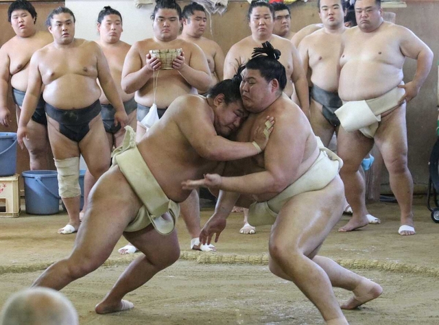 横綱同士の激闘！豊昇龍と大の里の三番稽古が実現