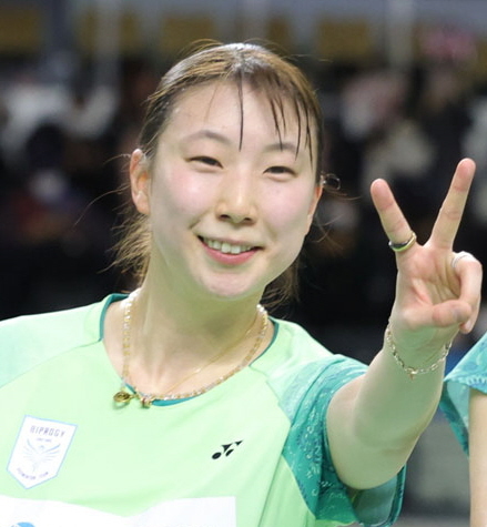 バドミントン女子五十嵐有紗の新婚旅行、宮古島で夫と最高のひととき