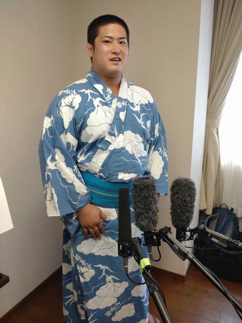 大相撲名古屋場所2025：新弟子検査で注目の川上竜昌、兄とおじの偉業を超える決意