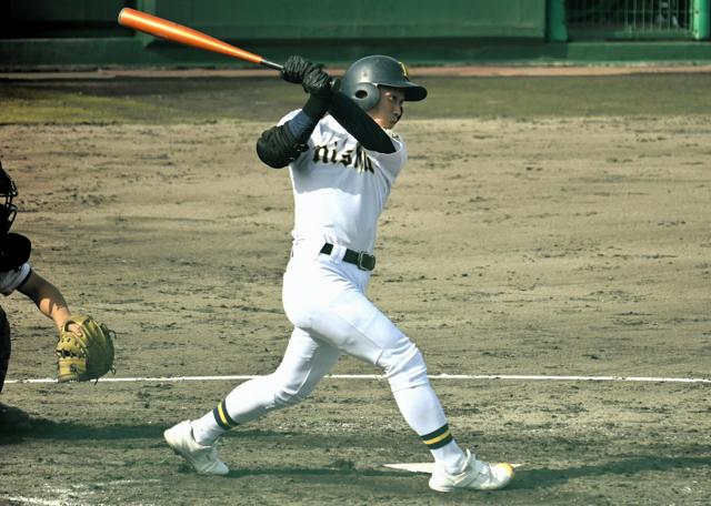 西尾高校の逆襲！神谷奏汰選手の適時打で愛工大名電を追い詰める