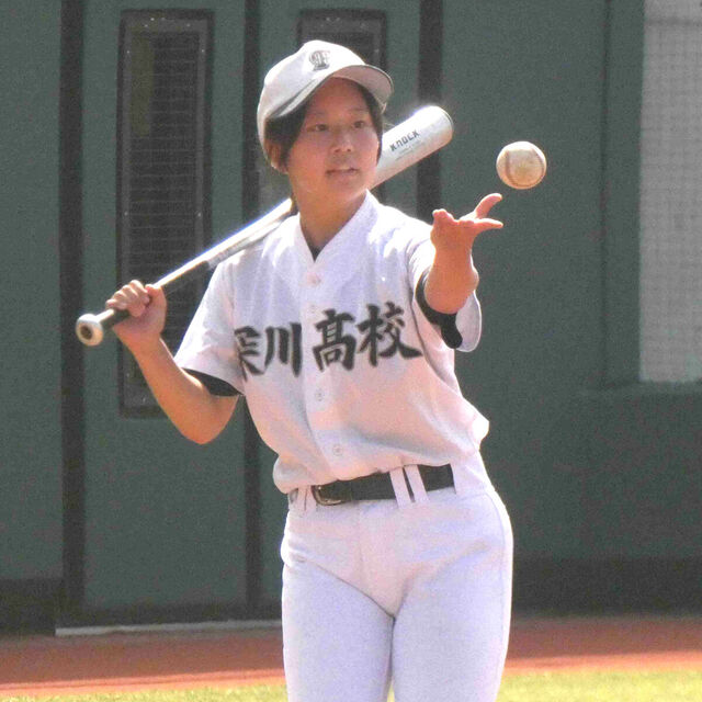 【高校野球】Gタウン初開催！深川女子マネジャーの感動のノックと若きチームの勝利