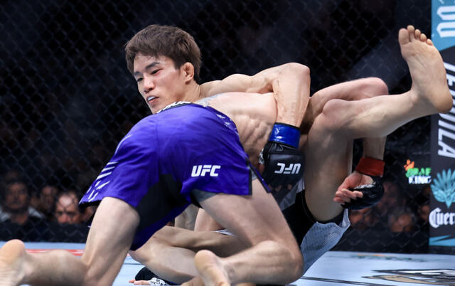 朝倉海の寝技の弱点を堀口恭司が分析！UFC 319での敗因と今後の課題