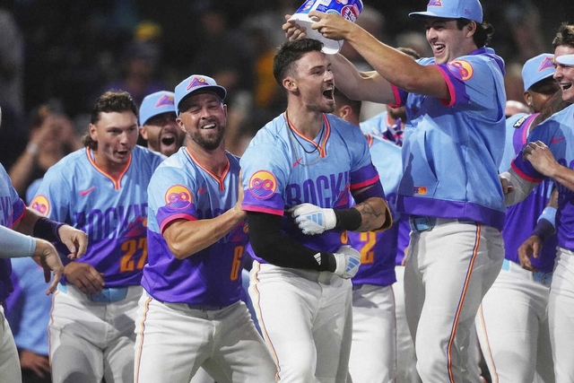 MLB史上95年ぶりの乱打戦！3試合で合計83得点の大熱狂
